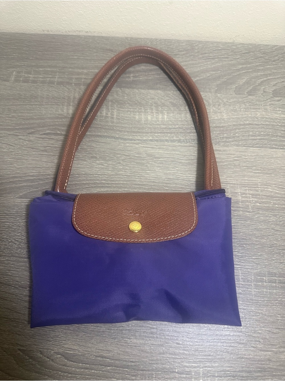 Longchamp Purple Shoulder Bag with Brown Trim, medium, signs of wear corners